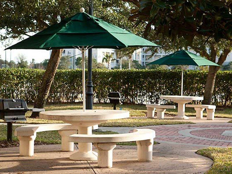 Hotel By Marriott Orlando At Seaworld
