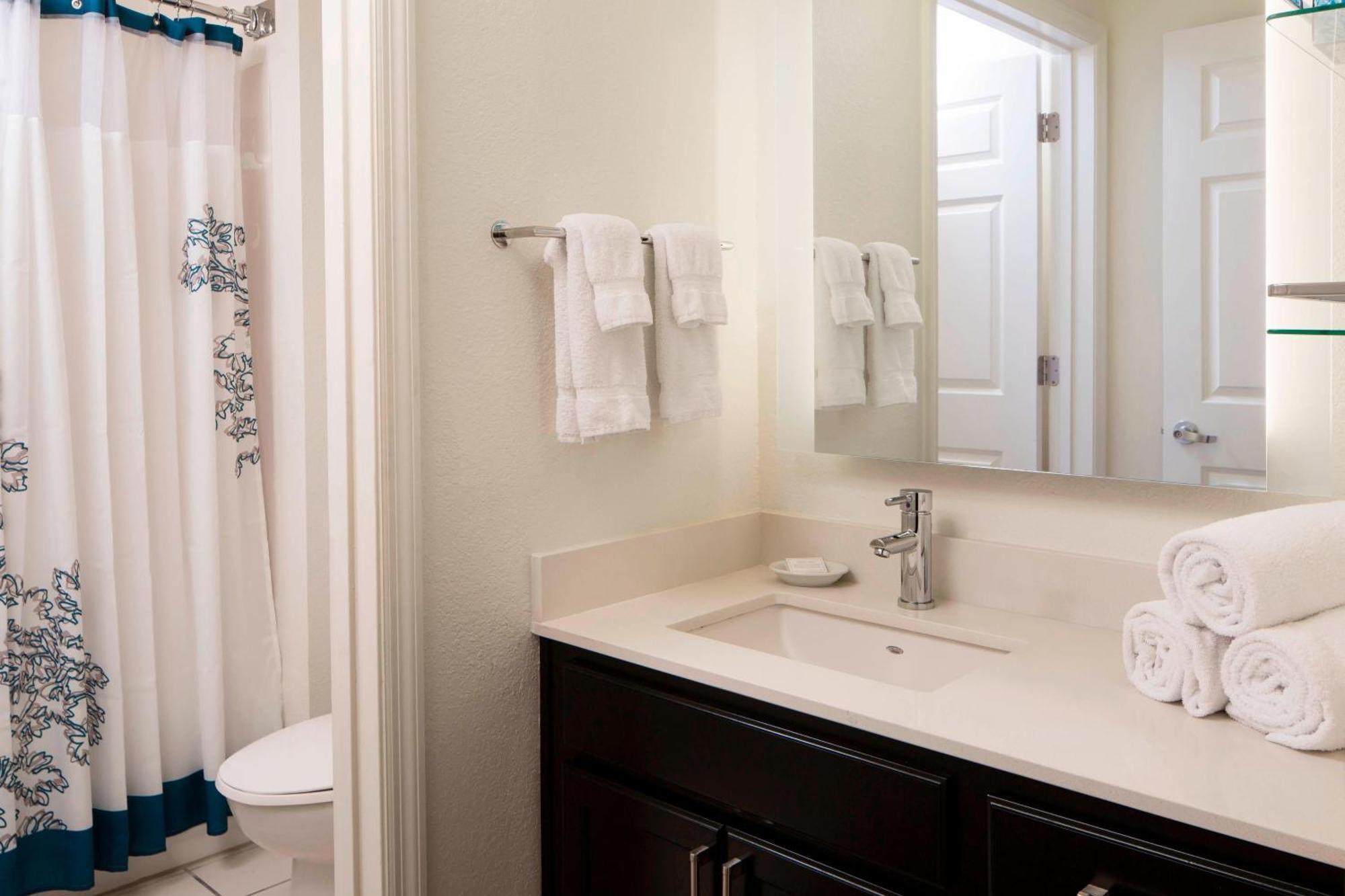 By Marriott Orlando At Seaworld Hotel